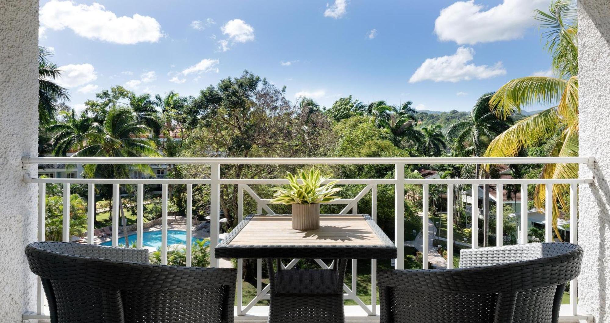Sandals Ochi Beach All Inclusive Resort - Couples Only (Adults Only) 오쵸 리오스 외부 사진