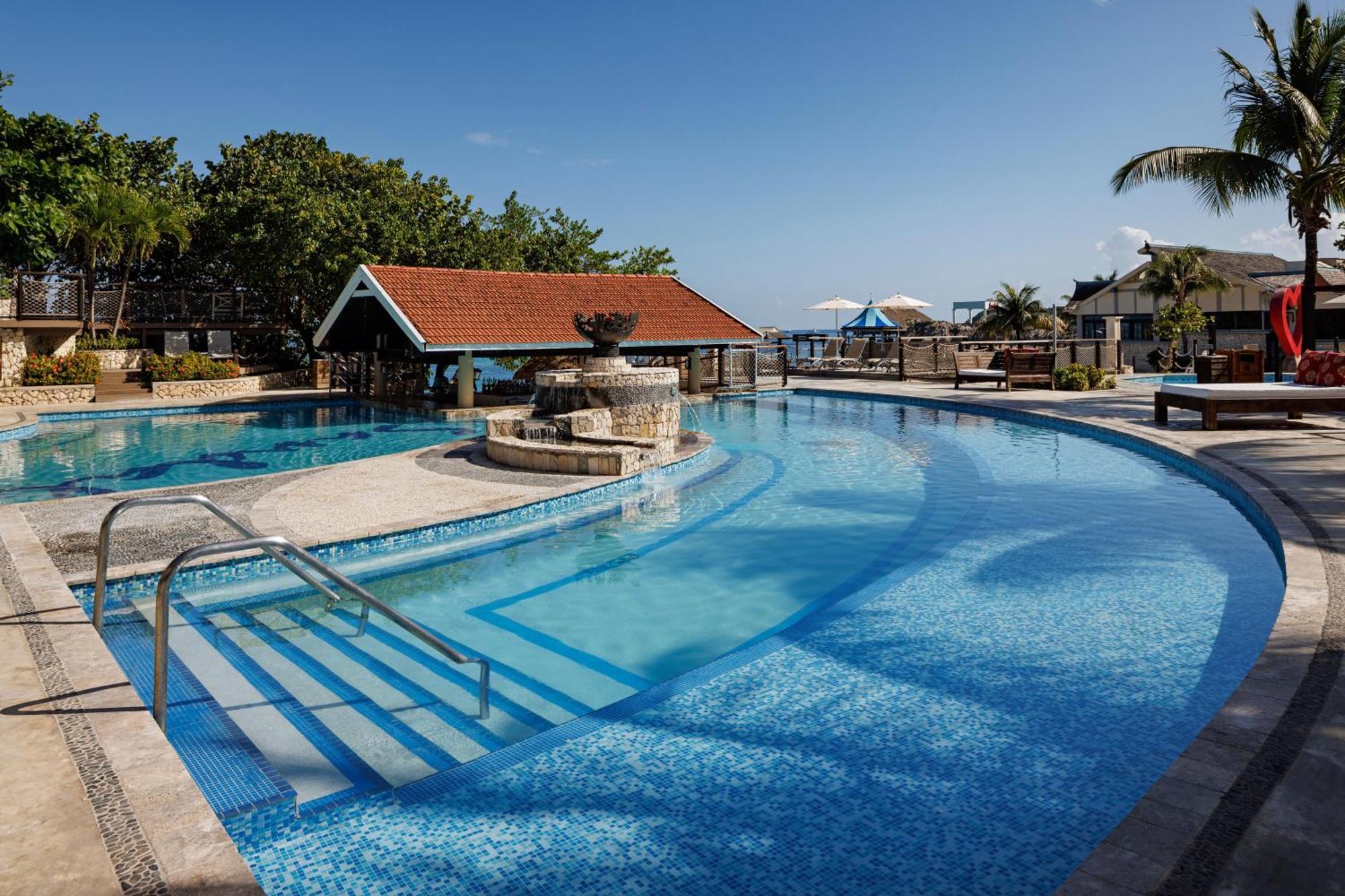 Sandals Ochi Beach All Inclusive Resort - Couples Only (Adults Only) 오쵸 리오스 외부 사진