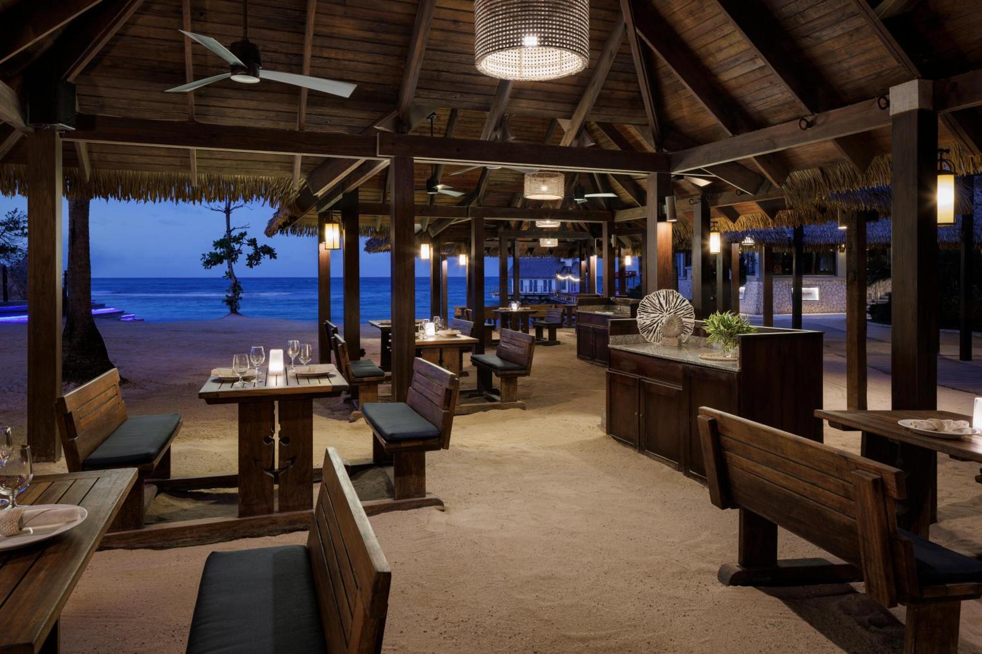 Sandals Ochi Beach All Inclusive Resort - Couples Only (Adults Only) 오쵸 리오스 외부 사진